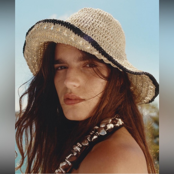 Contrast woven bucket hat 2024 - Picture 2 of 8